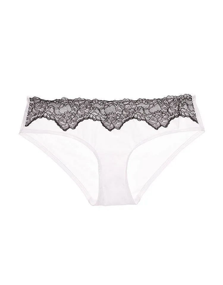 Vesta Hipster White panty bundle Model 1
