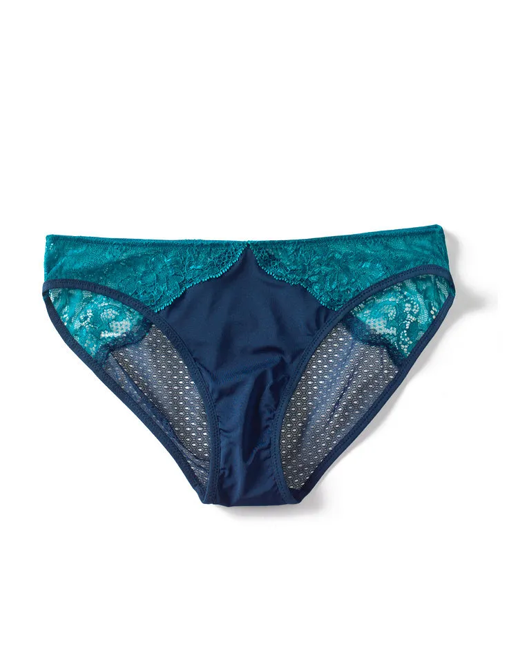 Lillianne Bikini Dark Blue panty bundle Model 1