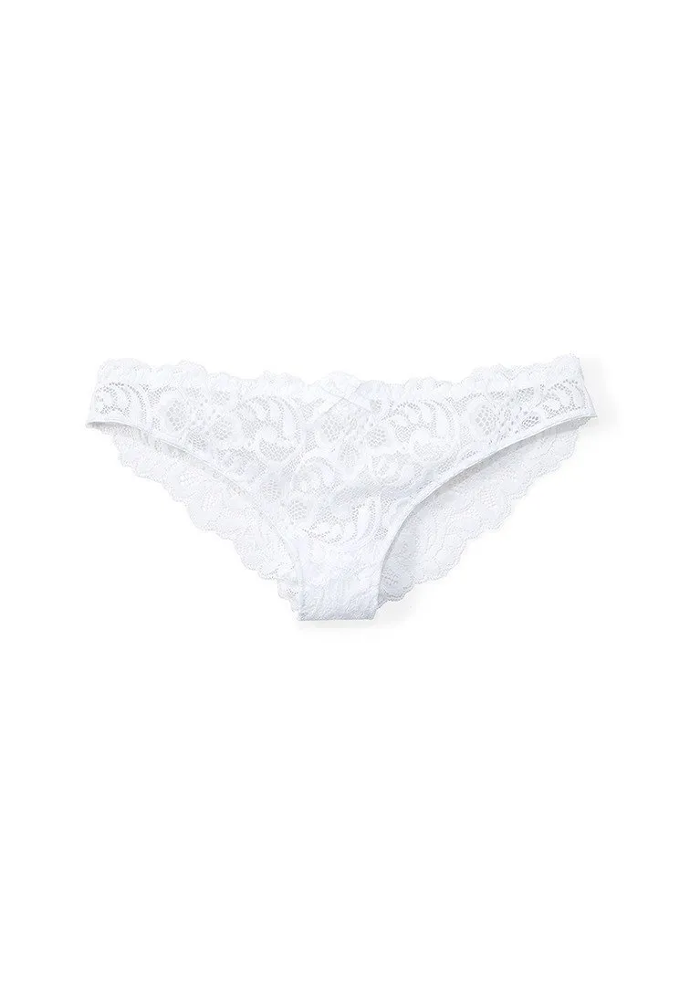 Timber Bikini White panty bundle Still 1