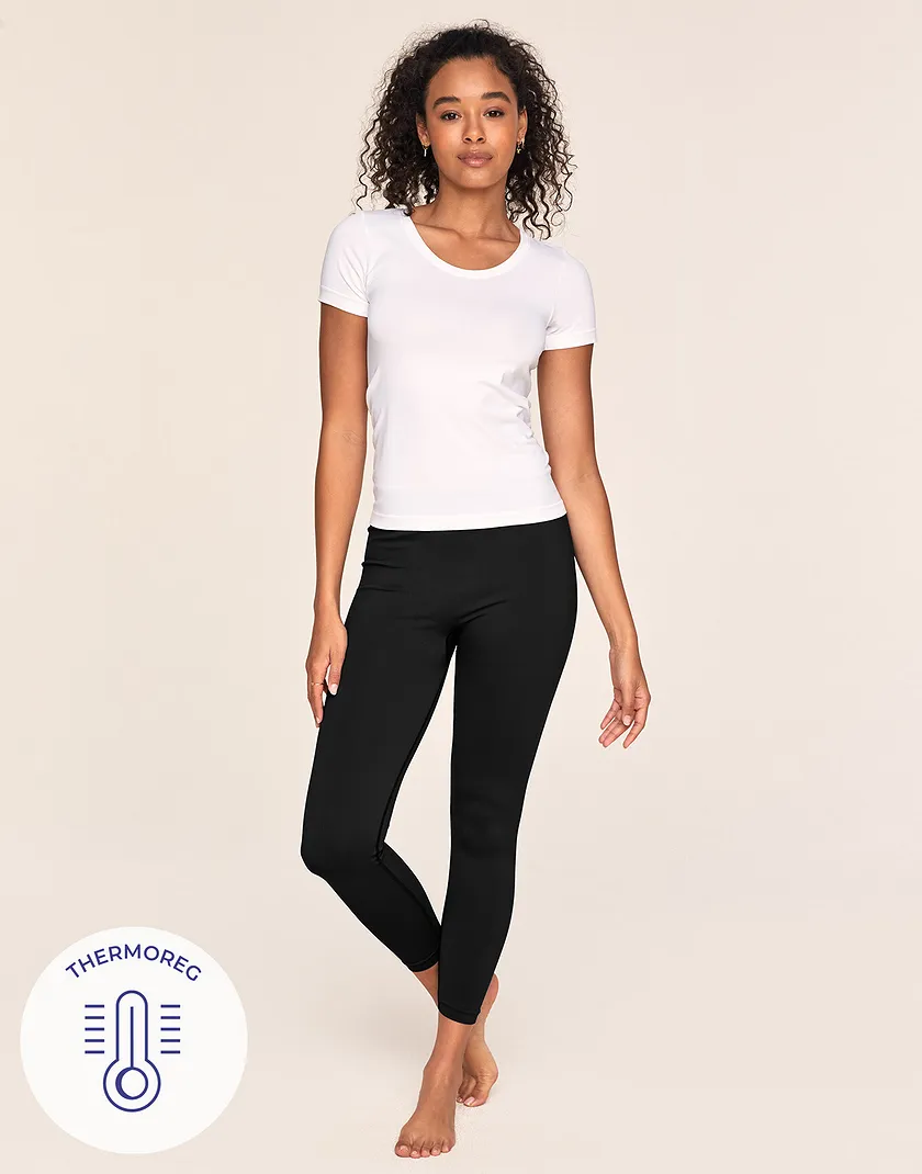 The Everyday Legging Black legwear bundle Model 4