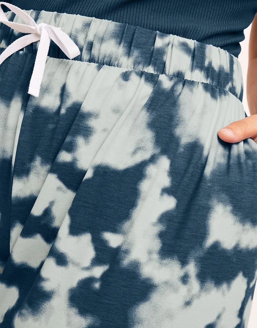 Carson Tie Dye Blue Plus lounge bundle Model 5