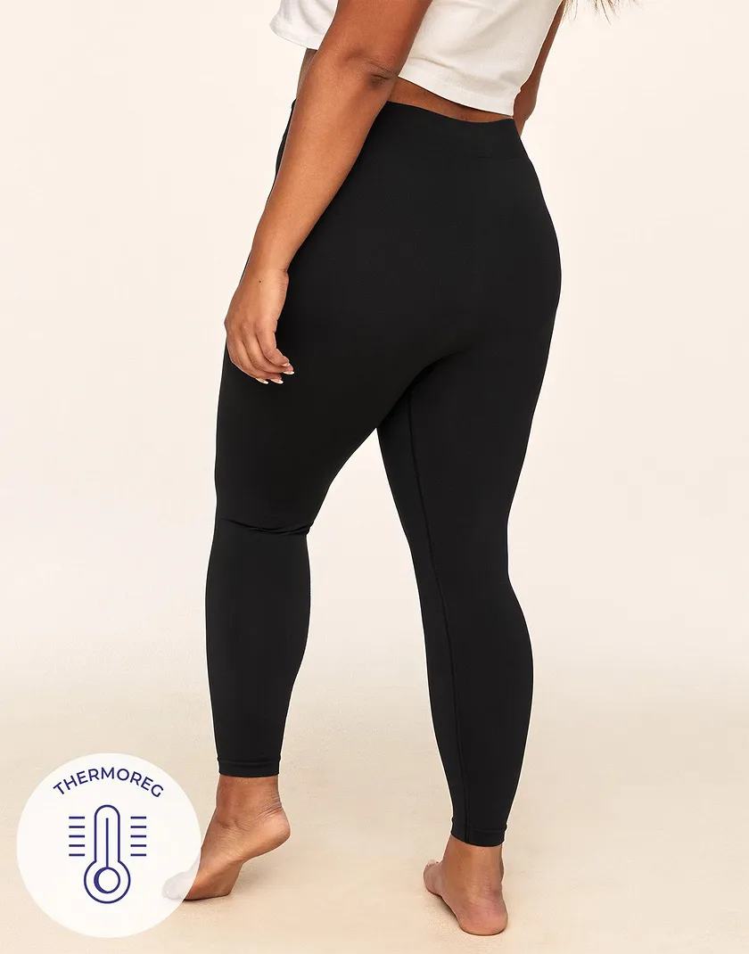 The Everyday Legging Black Plus legwear bundle Model 2