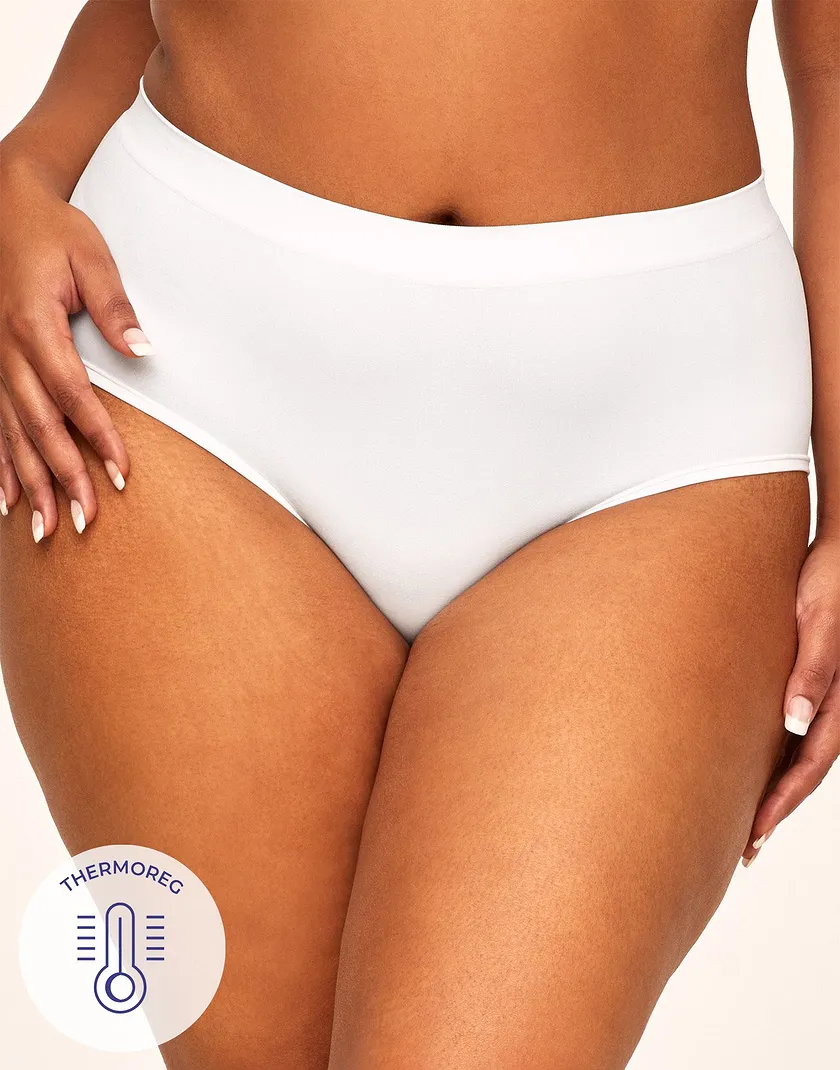 The Hipster Hipster White Plus panty bundle Model 2