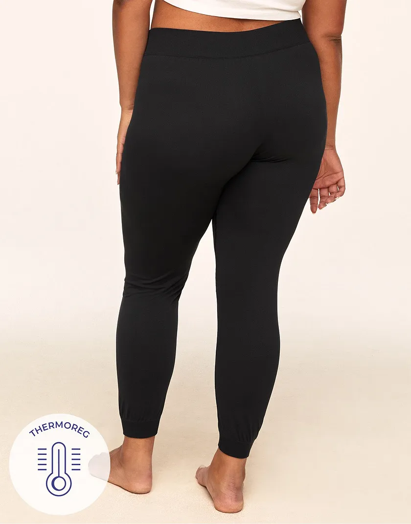 The Anywhere Jogger Black Plus legwear bundle Model 5