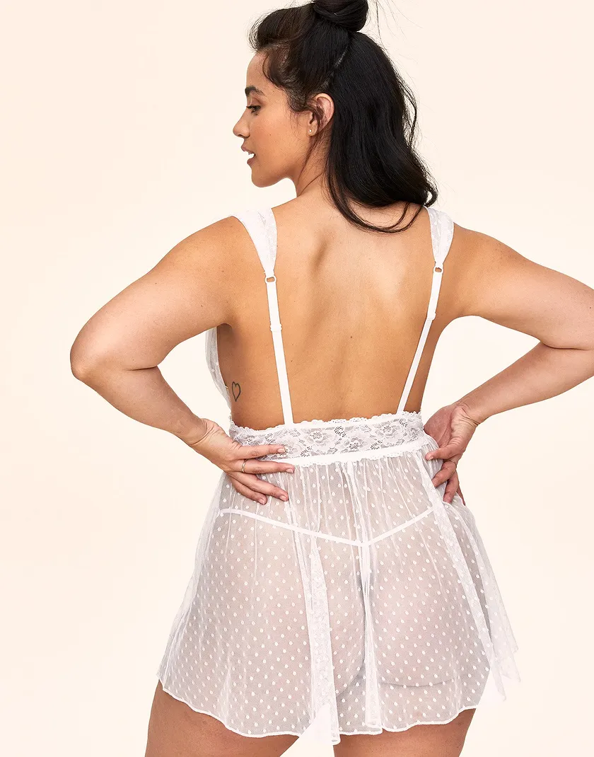 Elise White Plus lingerie bundle Model 6