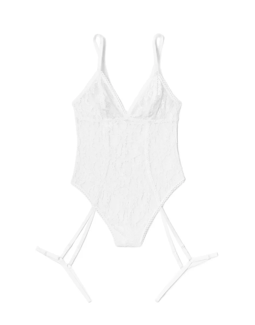 Clarisse White Unlined lingerie bundle Still 3