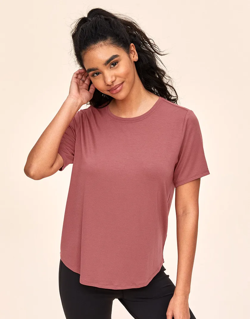 Molly Dark Pink lounge bundle Model 1