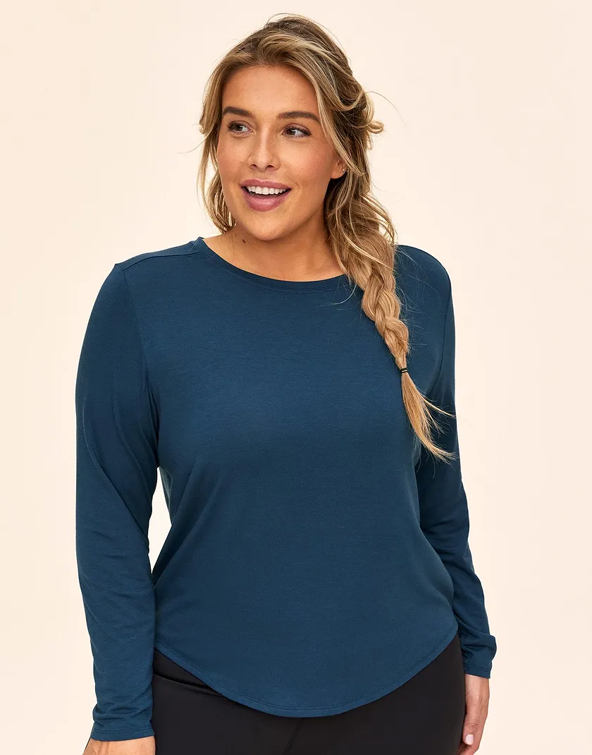 Molly Longsleeve Dark Blue 2 Plus lounge bundle Model 2