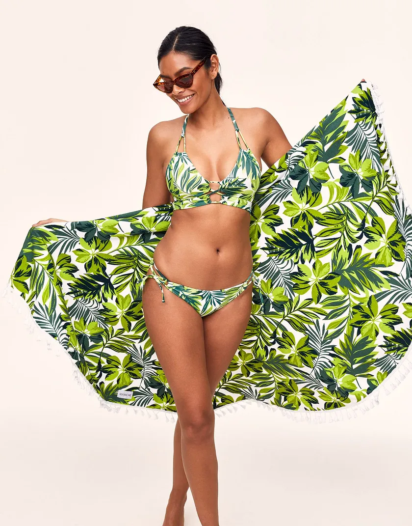 Beach Blanket accessory bundle Model 1