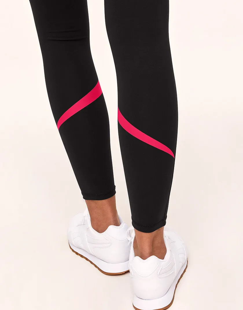 Elite Ava Legging Black activewear bundle Model 4