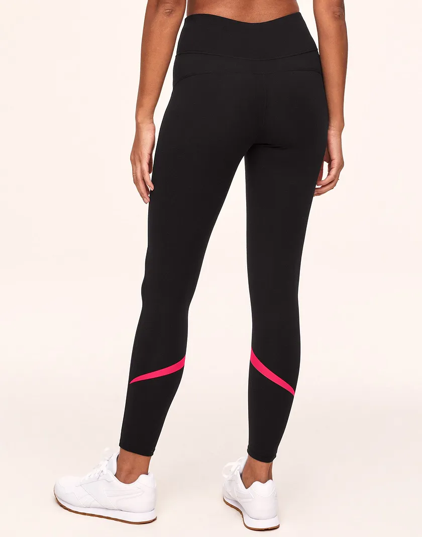 Elite Ava Legging Black activewear bundle Model 6